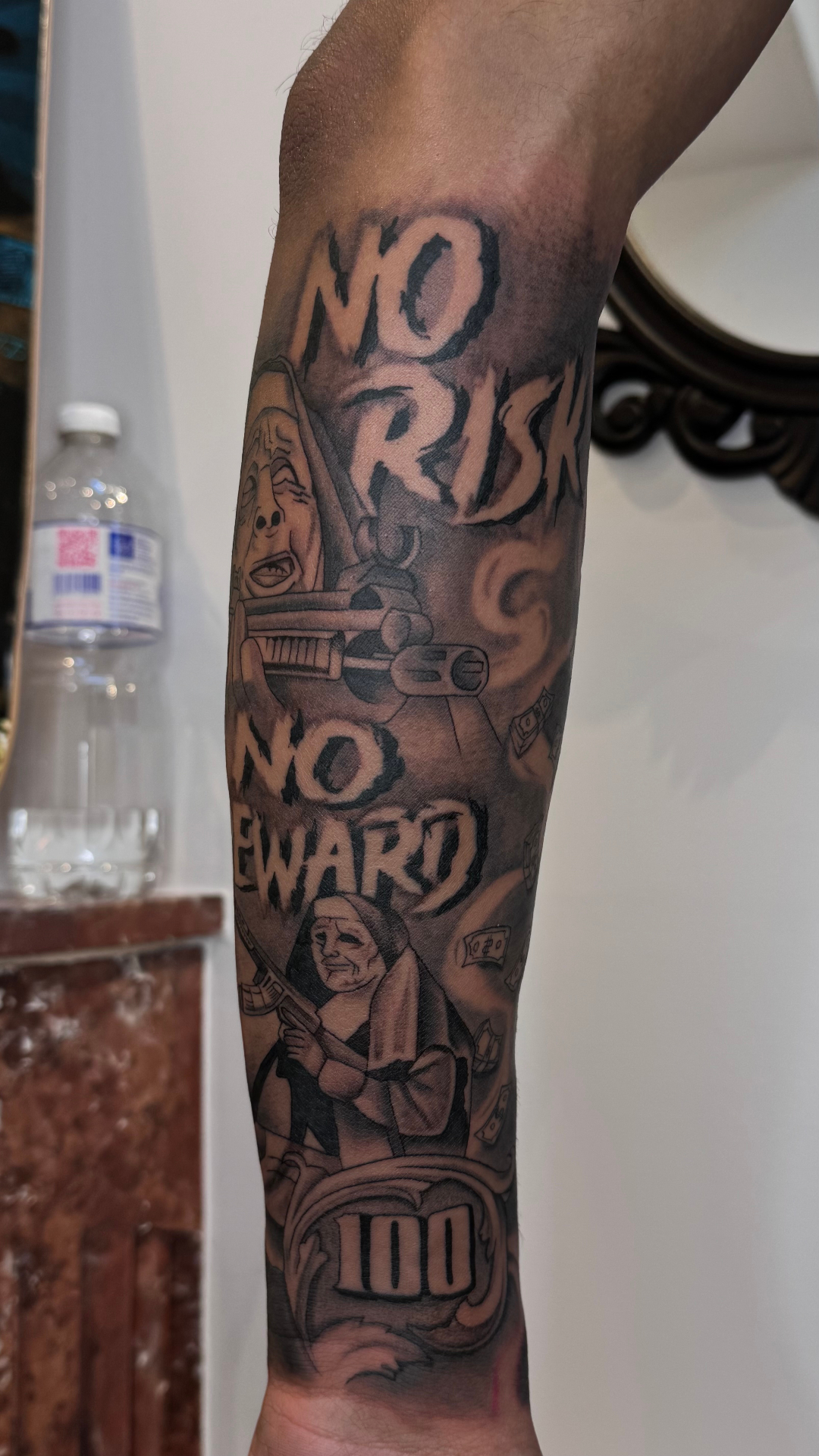 Lettering avant-bras — No Risk No Reward